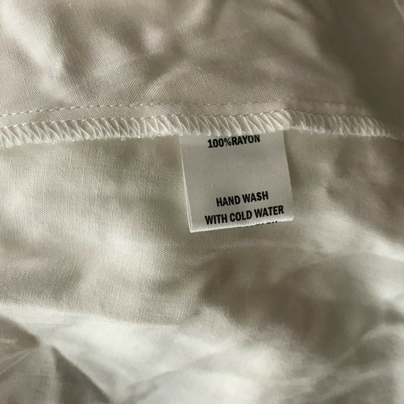 Easel Embroidered Tunic‎ Top White Long Sleeve  NWT - Picture 7 of 8